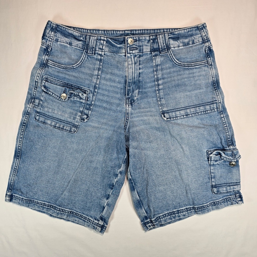 American Eagle Womens 16 Cargo Denim Shorts Light Wash Stretch Real Good Utility
